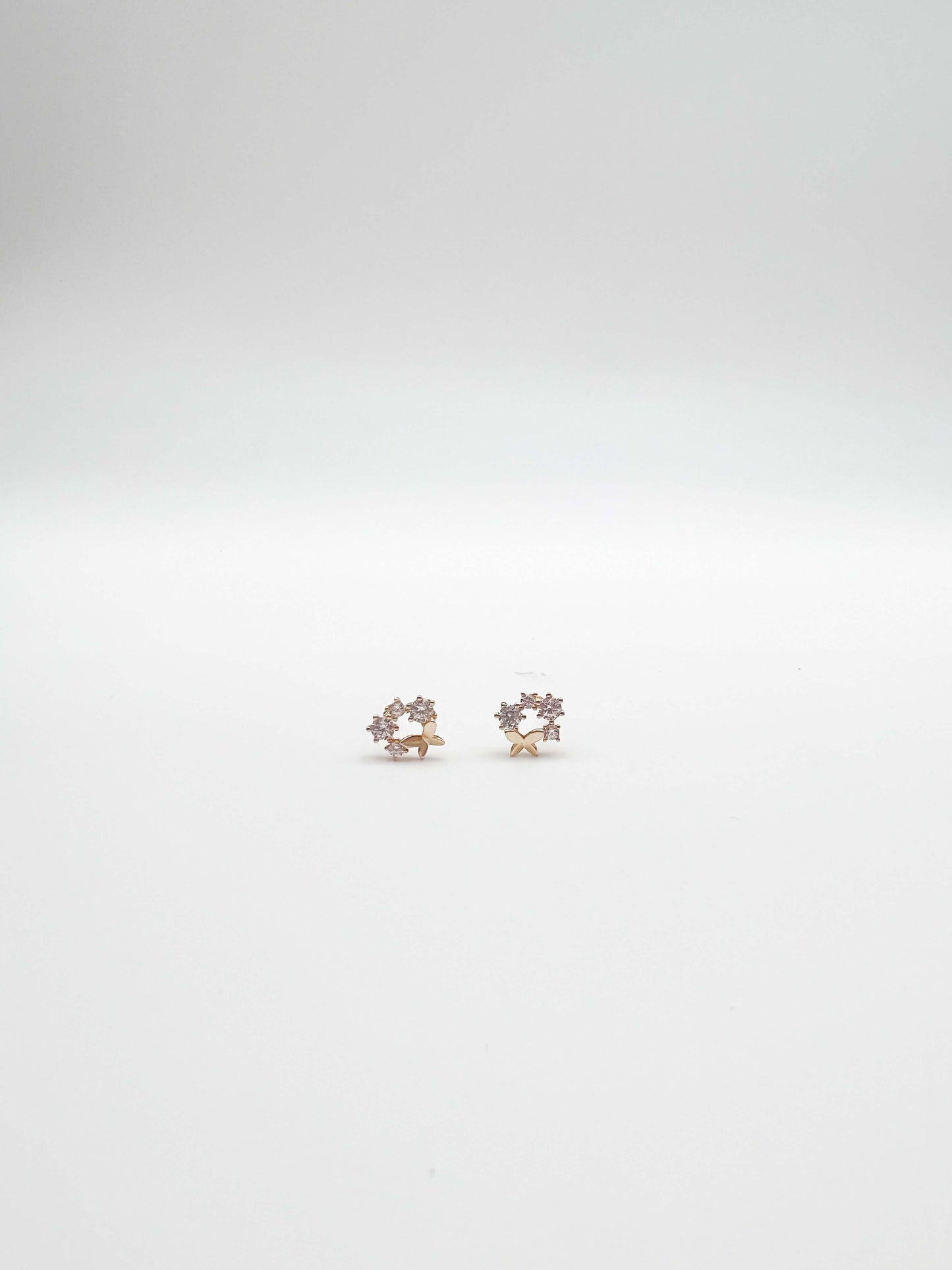 Zarah mini silver studs in gold plating with zircons