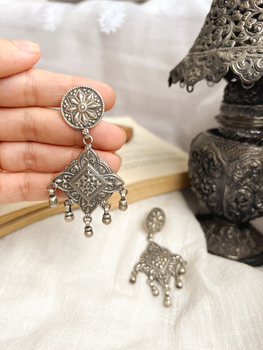 Chausar oxidised silver danglers