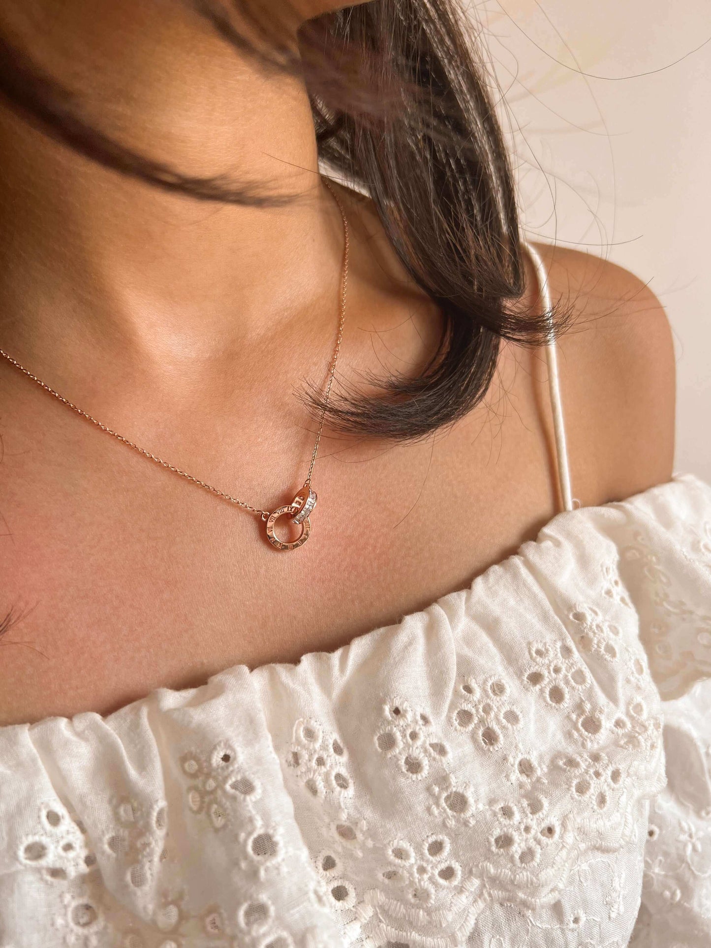 Tangled rose gold plated silver neckchain with zircons