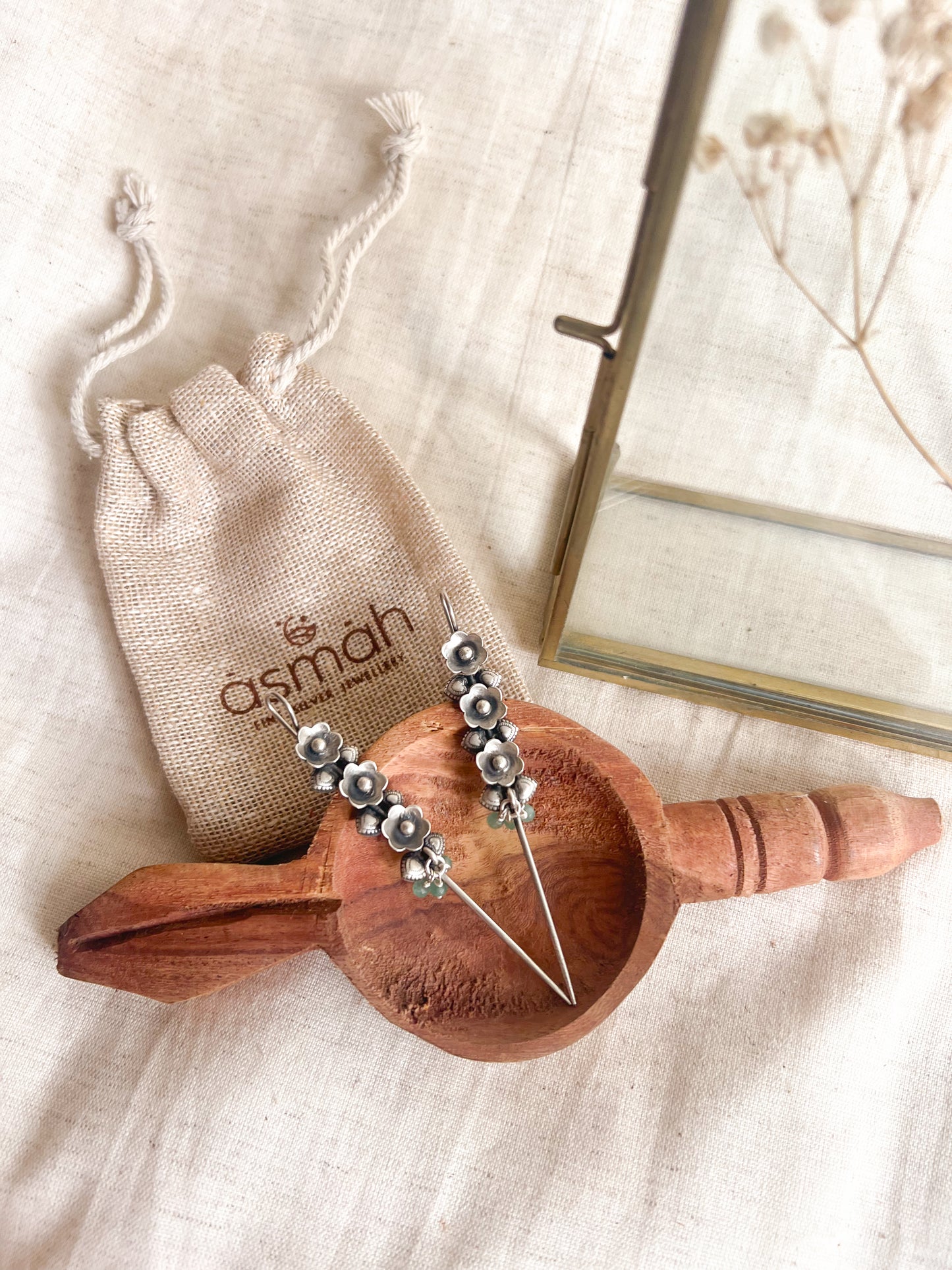 Sugandhi needle earcuff in silver with pearl and jade cluster