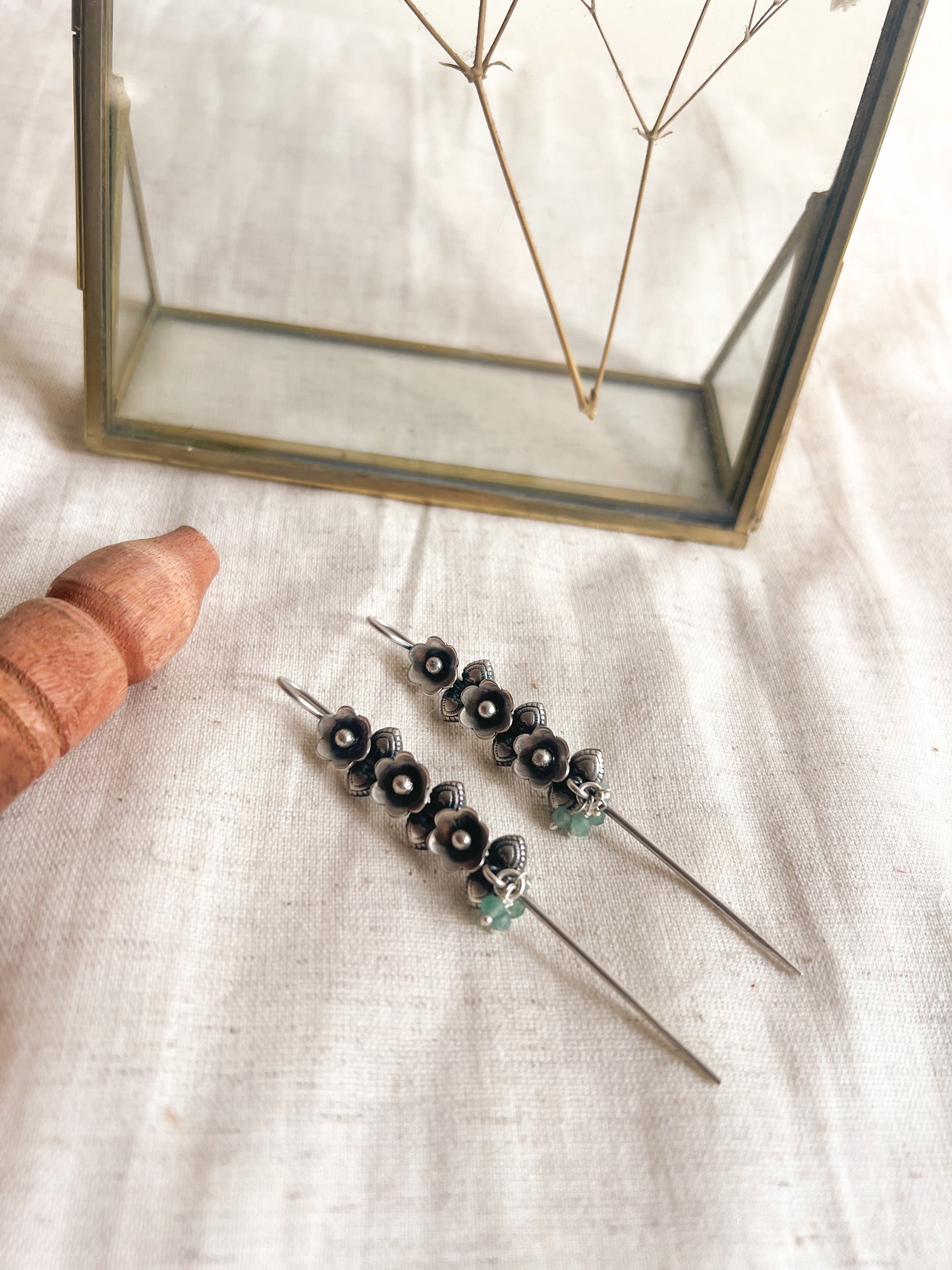 Sugandhi needle earcuff in silver with pearl and jade cluster