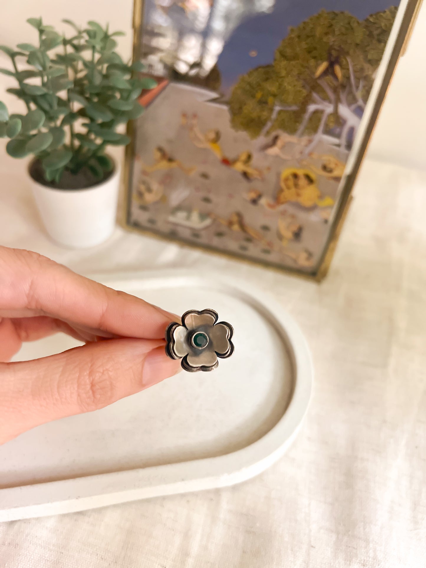 Zoya flower ring in oxidised silver with green stone (adjustable)