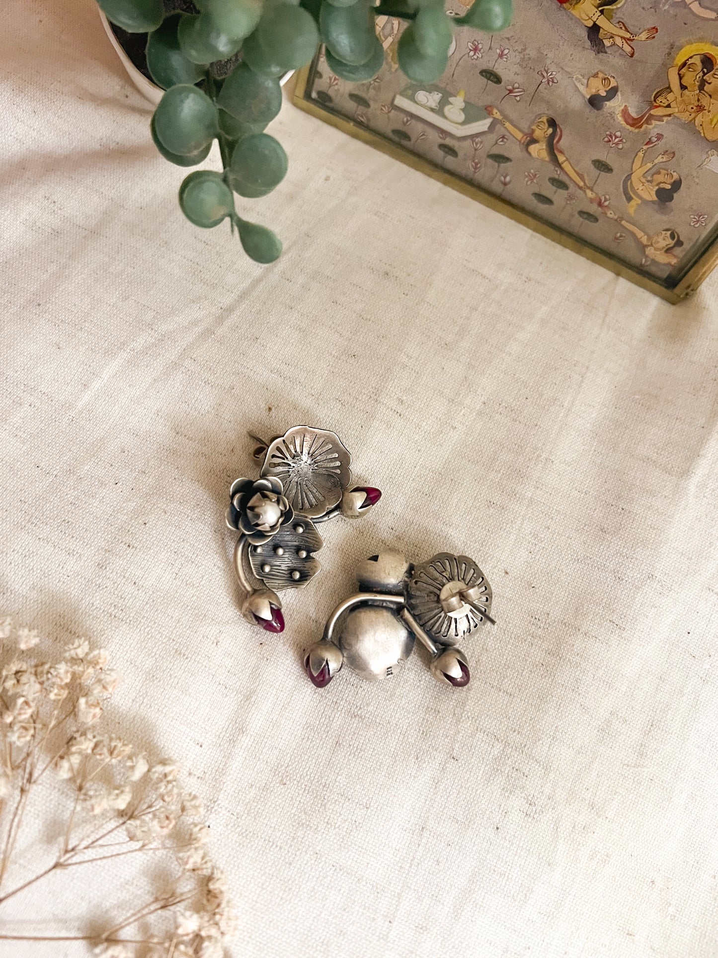 Vanya oxidised silver earring with ruby stone