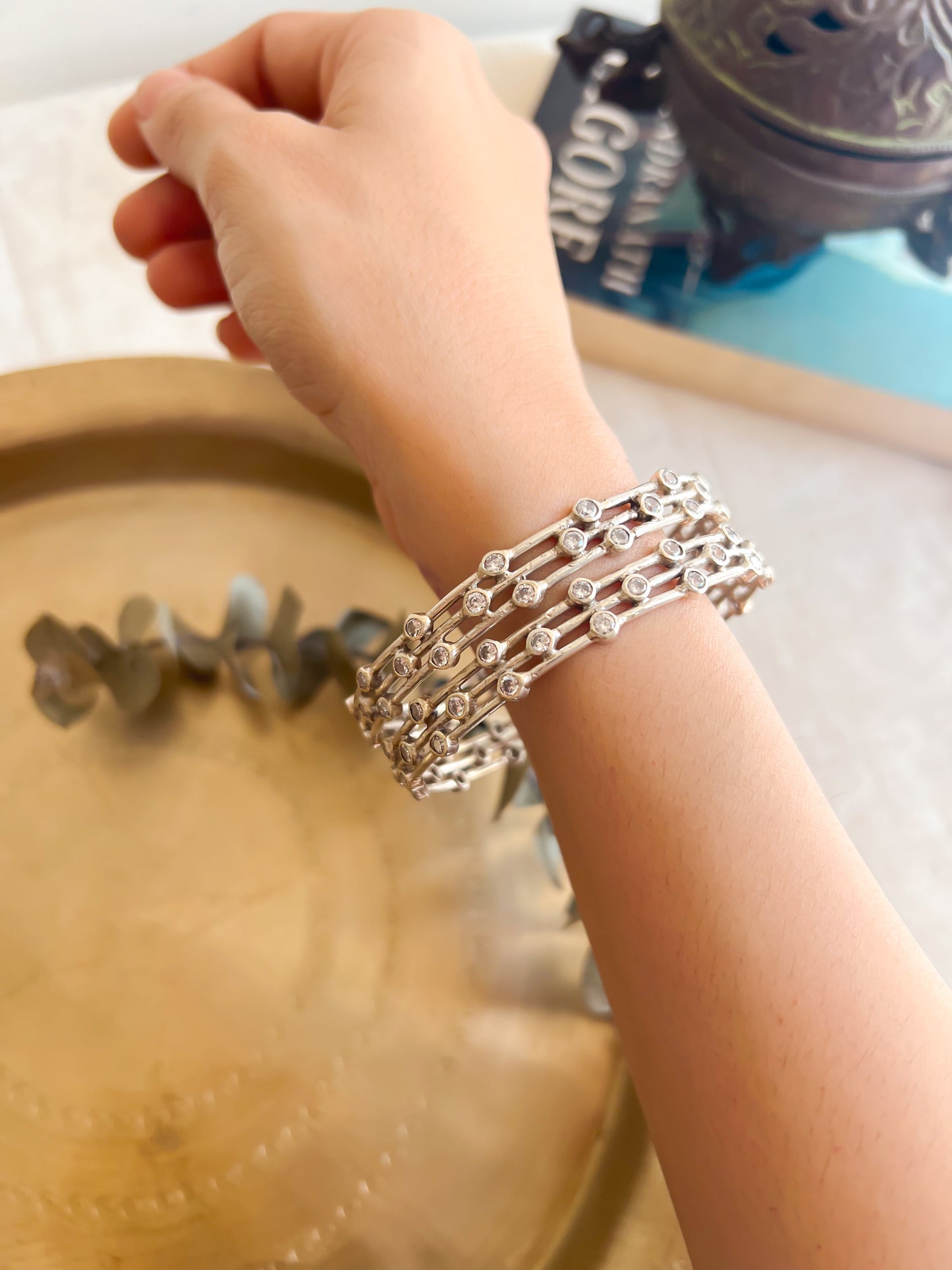 Tara mandal bangle in sterling silver with zircons (1pc)