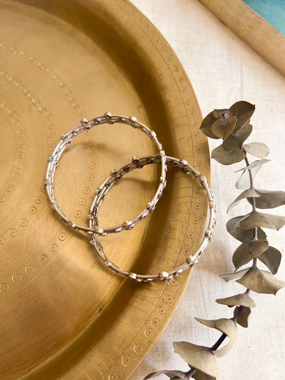Tara mandal bangle in sterling silver with zircons (1pc)