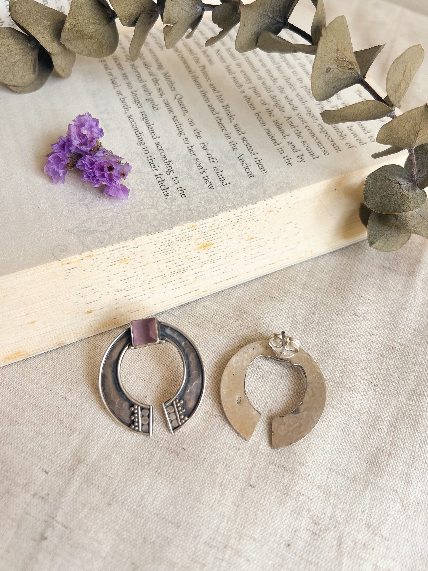 Athiya studs in silver with pink glass stone