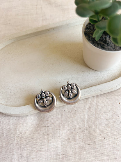 Chand phool silver studs with kundan detail