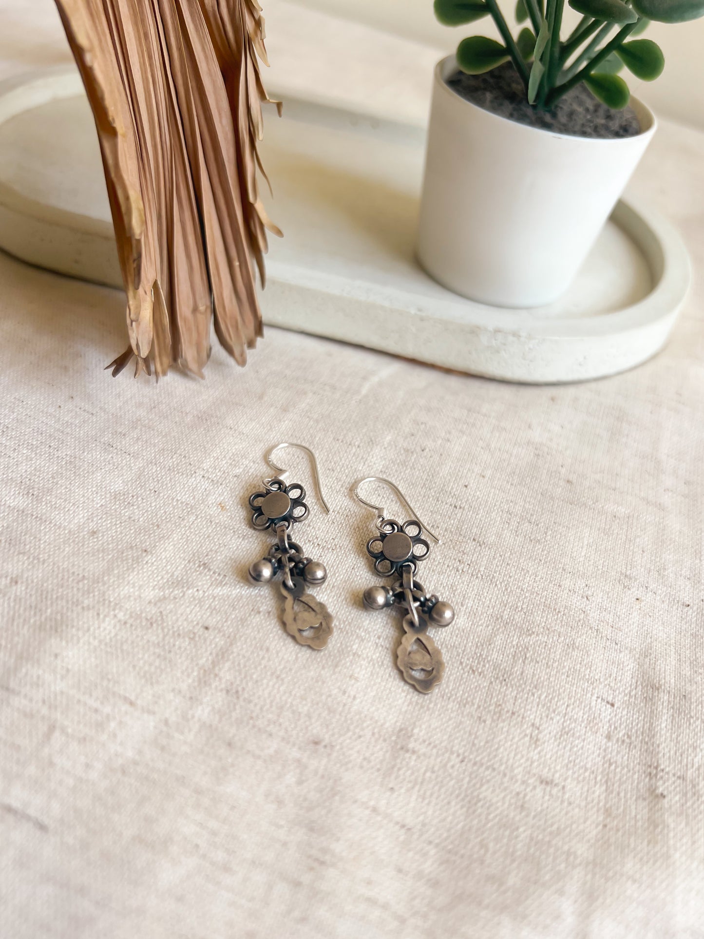 Sahira silver dangler with fish hook