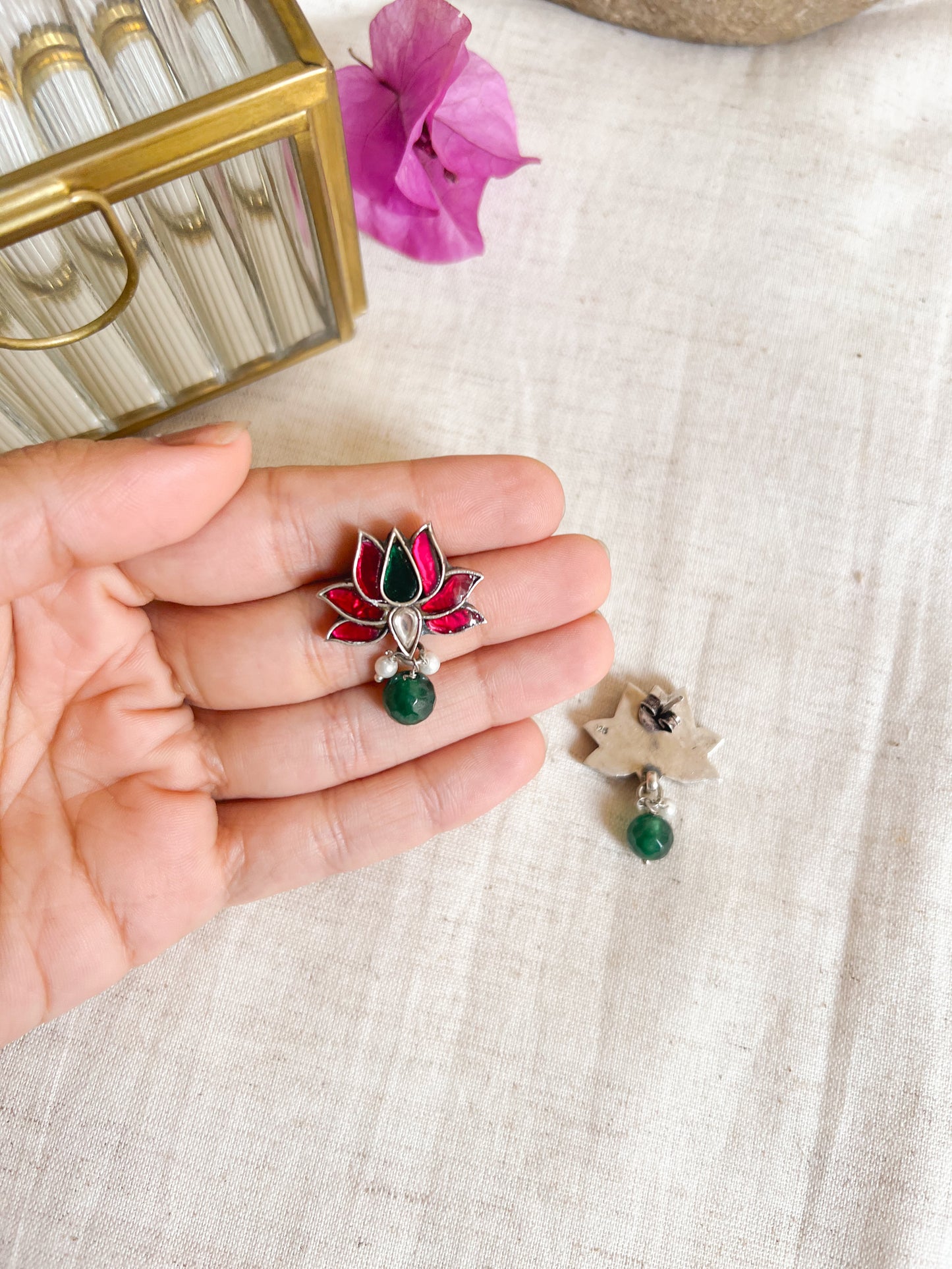 Saroja studs in silver with kundan work and jade pearl