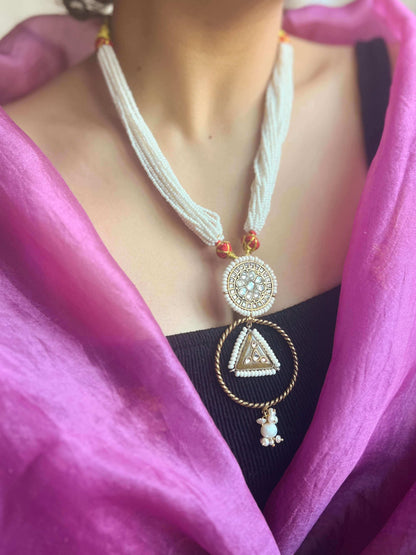 Sachi pearl necklace with kundan pendant