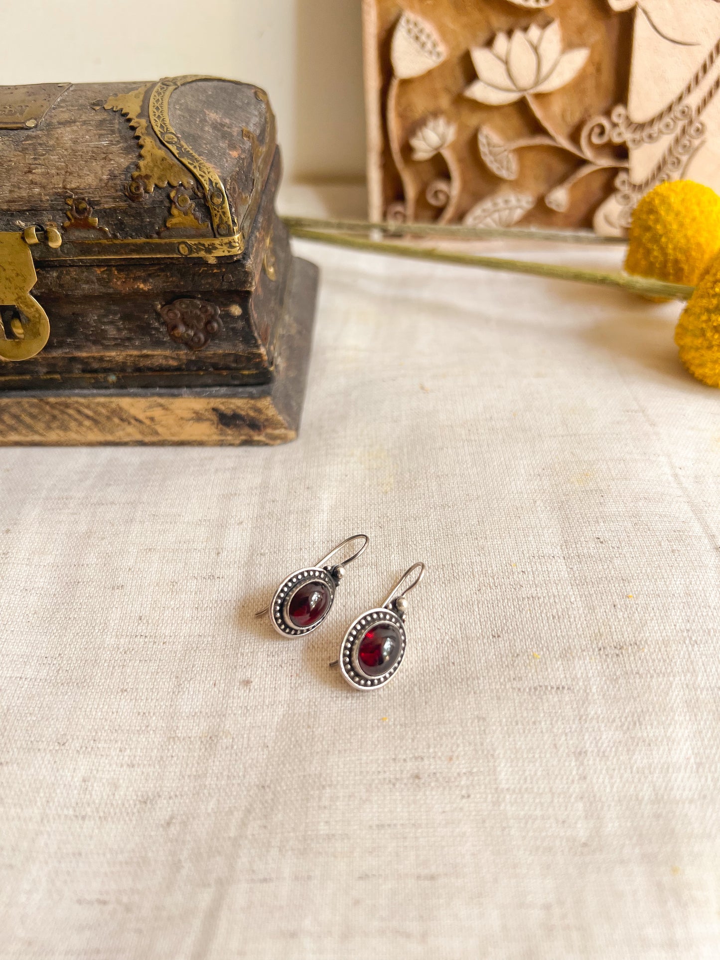 Ruha fish hooks with garnet stone