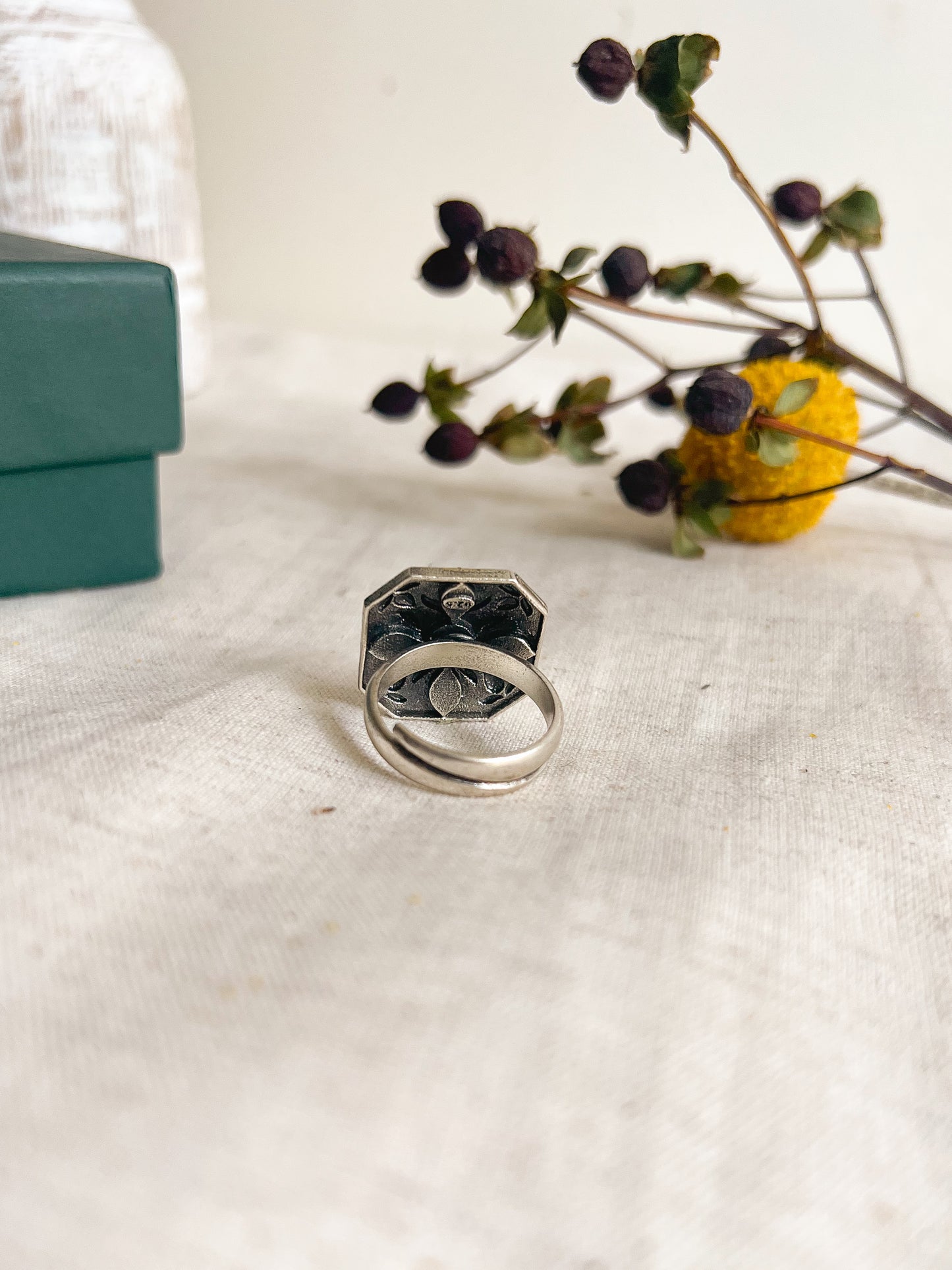 Saroja silver ring in dual tone (adjustable)