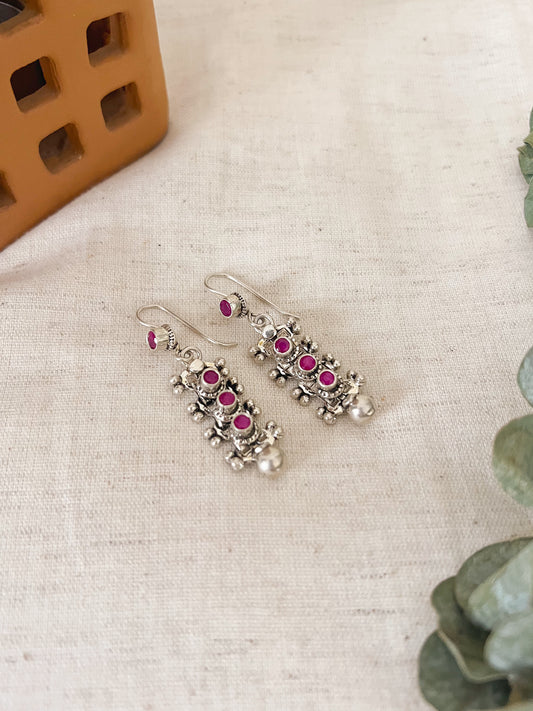Saraj fish hook silver earrings with pink stones