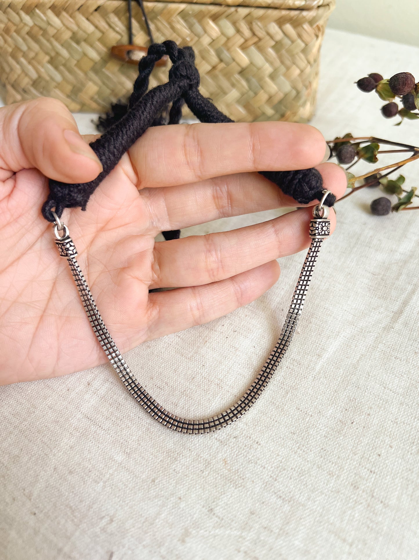Jaal necklace in oxidised silver with rope fastening