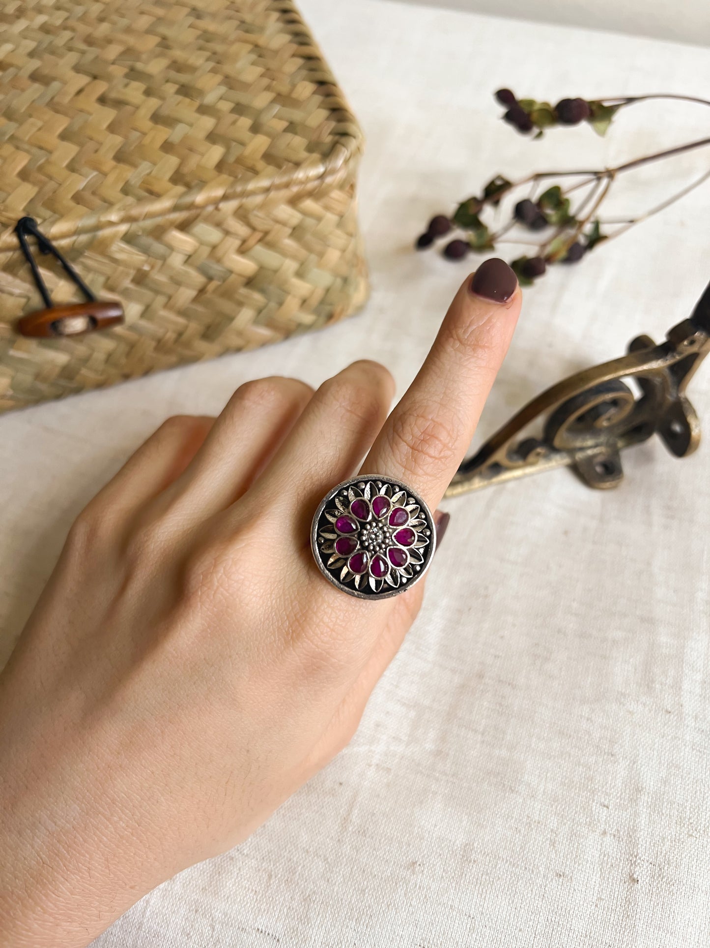 Rooha silver ring with pink onyx (adjustable)