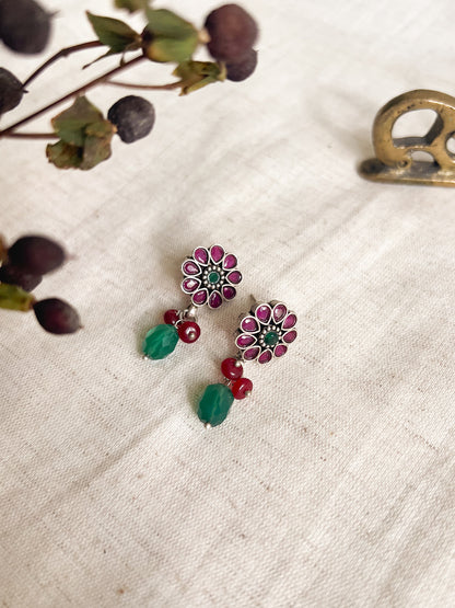 Phool earrings in silver with kundan details
