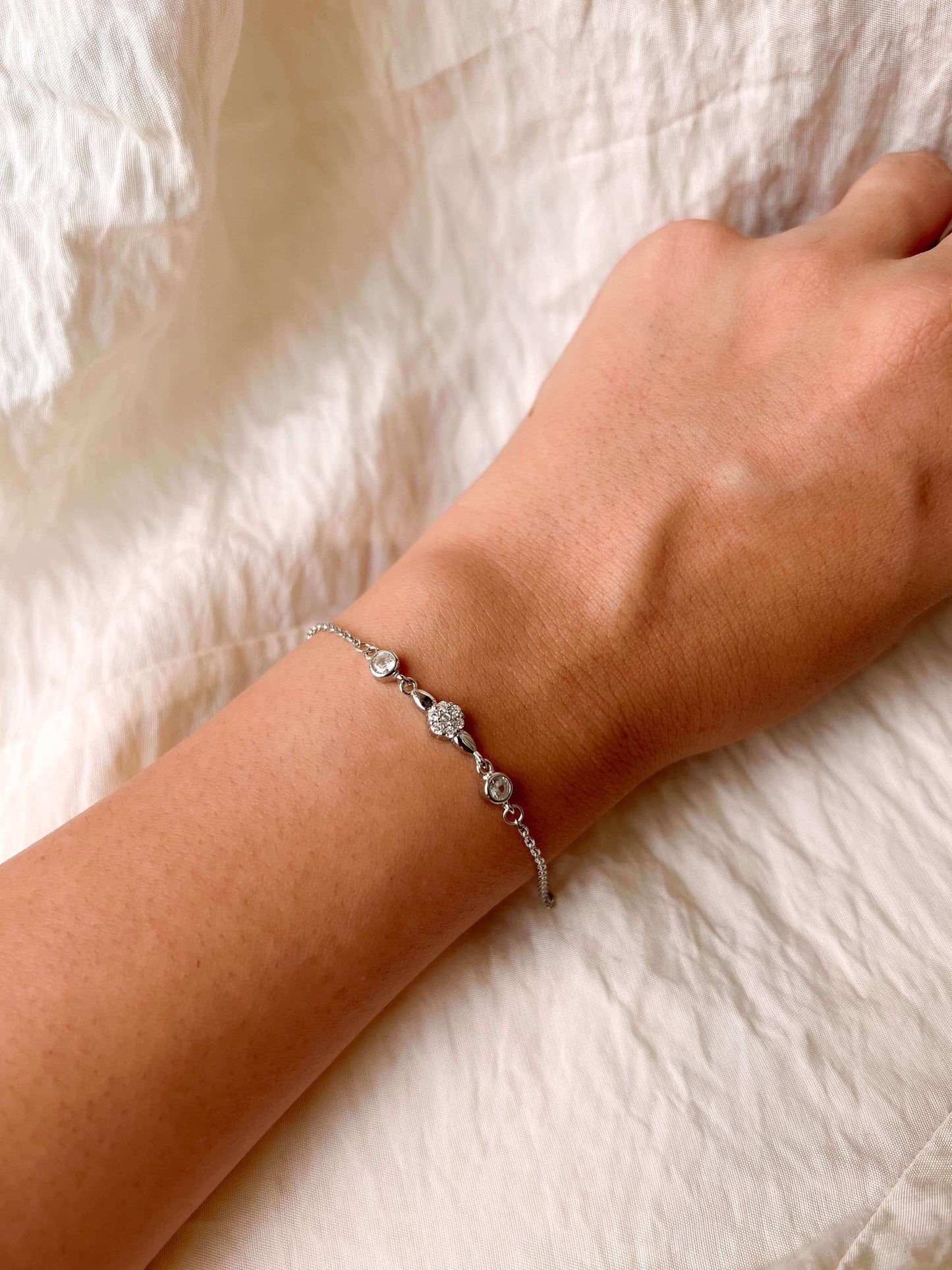 Rosie silver bracelet with zirconia