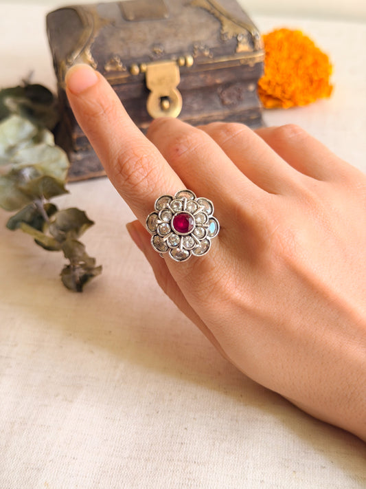 Udrita silver ring with adjustable band and kundan stones