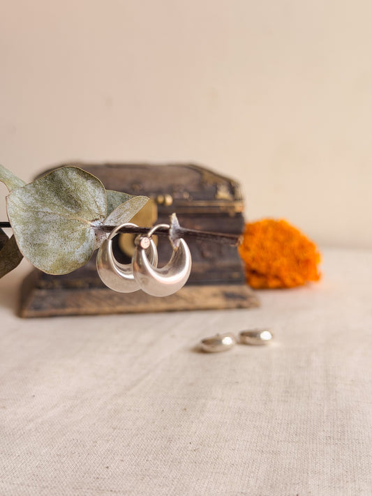 Classic chand hoops (2 sizes)