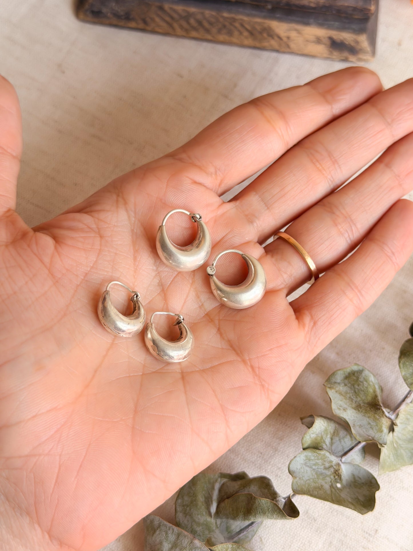 Classic chand hoops (2 sizes)