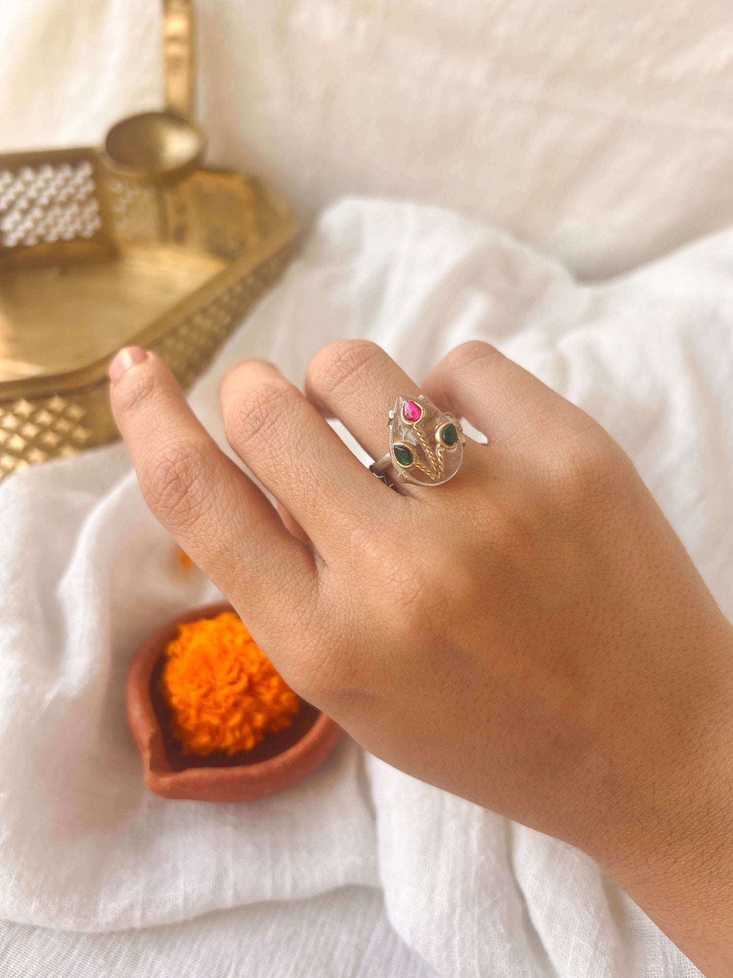 Clear quartz stone silver ring with kundan detail