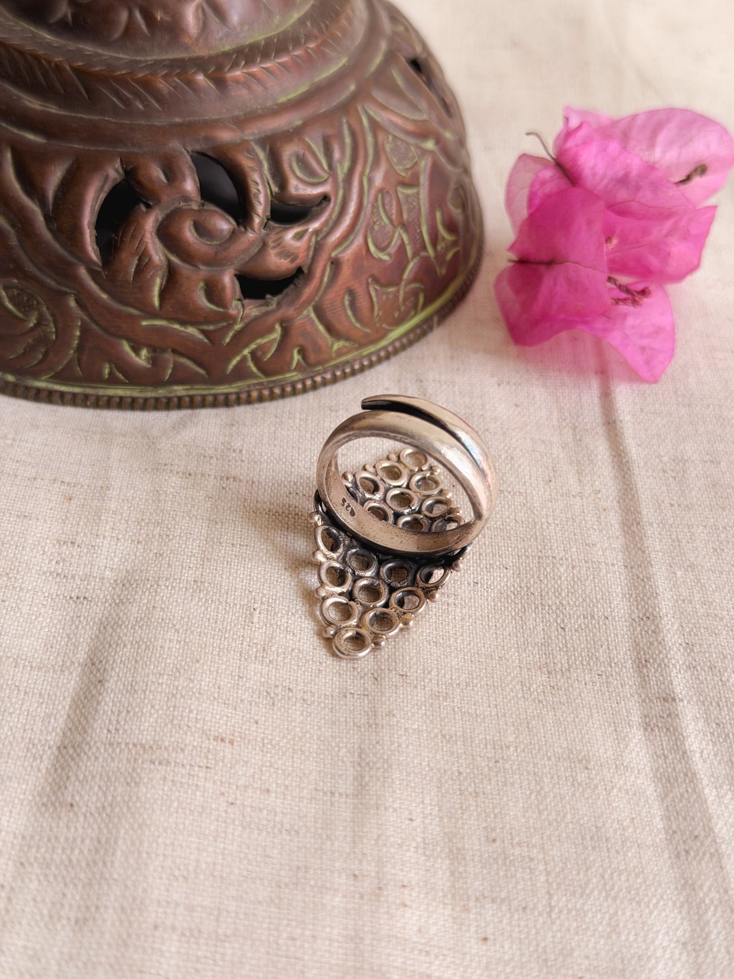 Manya oxidised silver ring (adjustable)