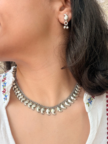Ambi sterling silver necklace set with hook closure (with earrings)